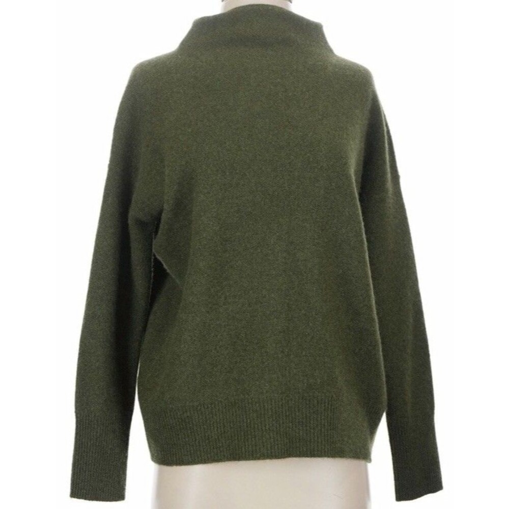 VINCE 100%  cashmere Sweater Women’s Small funnel neck Plush Army Green Knit